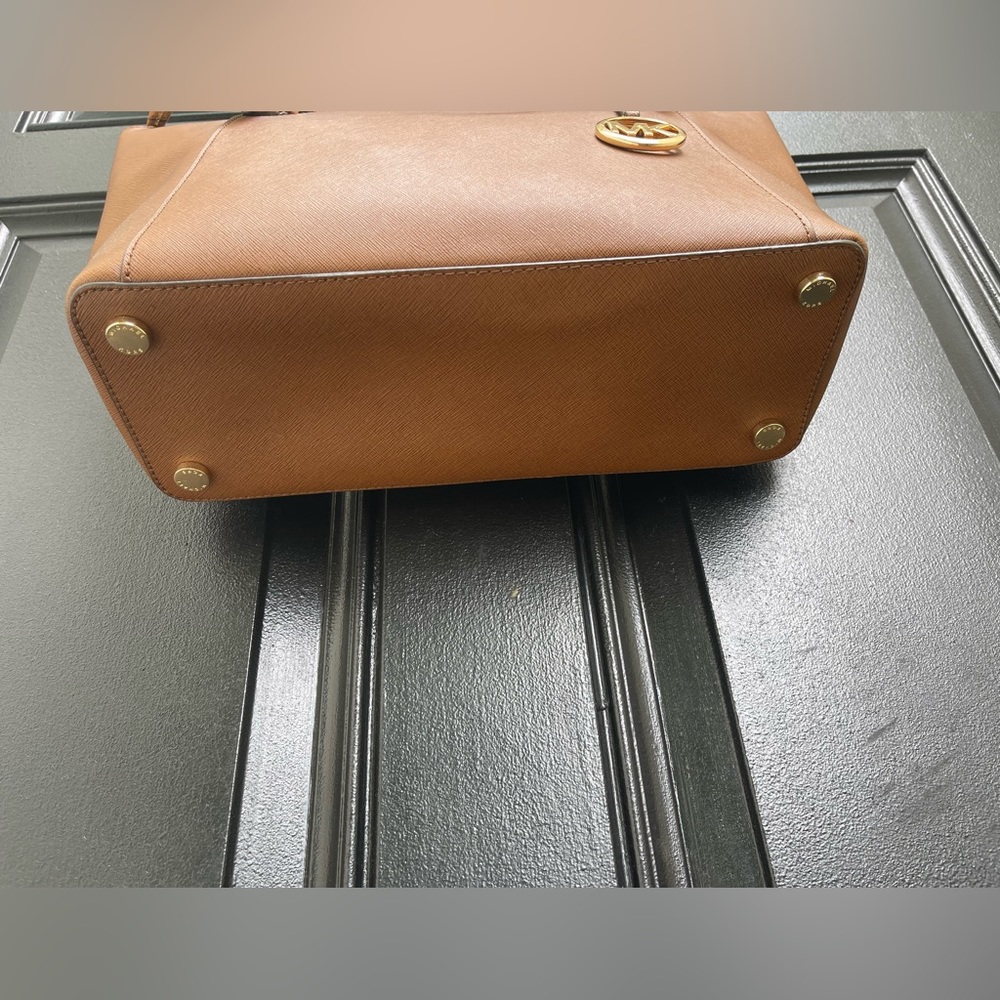 Michael Kors brown Shoulder bag - Picture 5 of 9